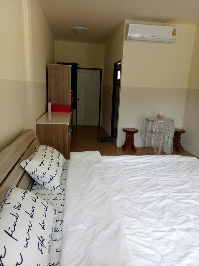 Stay With Brite The Home-Stay In Csiangmaj Kültér fotó